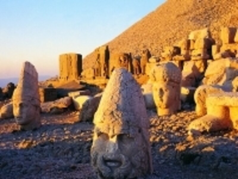 多くは体と胴体がバラバラ