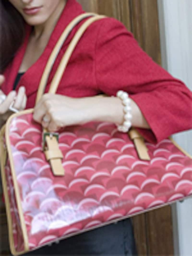 おむつ交換もおしゃれに決まる、LA・イギリスセレブ愛用のママバッグに見えないマザーズバッグご紹介します！