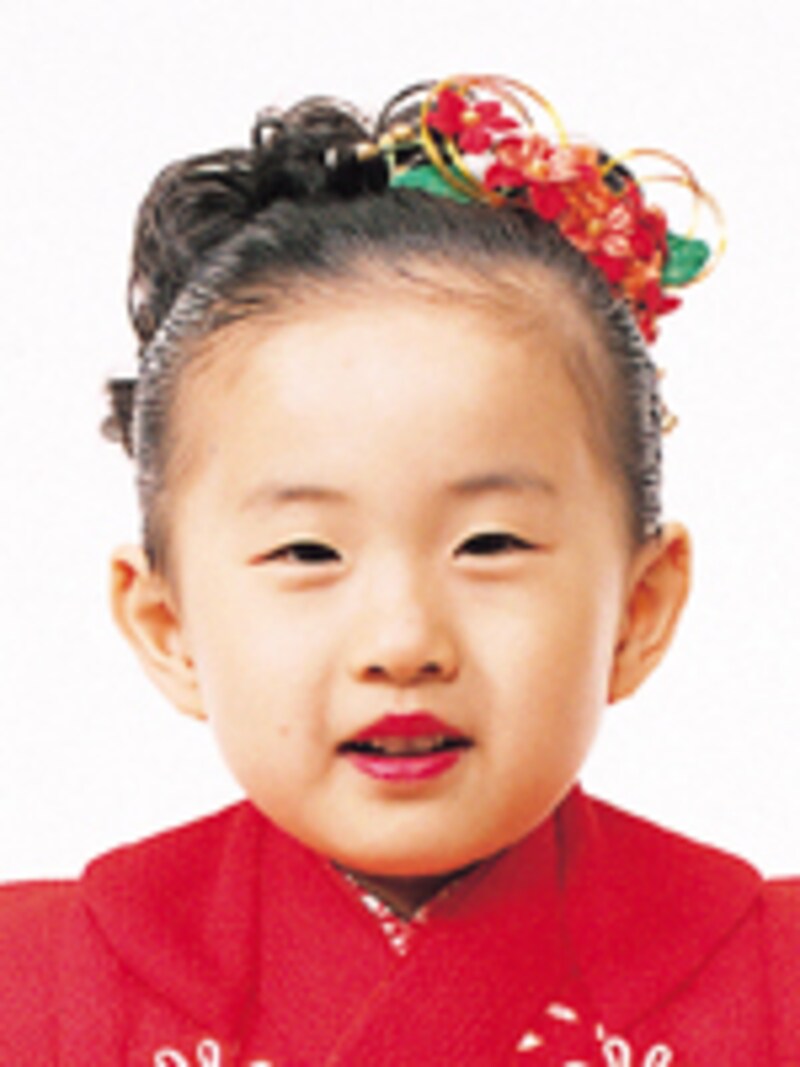 七五三写真で人気のスタジオアリスに、七五三の髪形について取材！今年流行のヘアアレンジをレポートします。