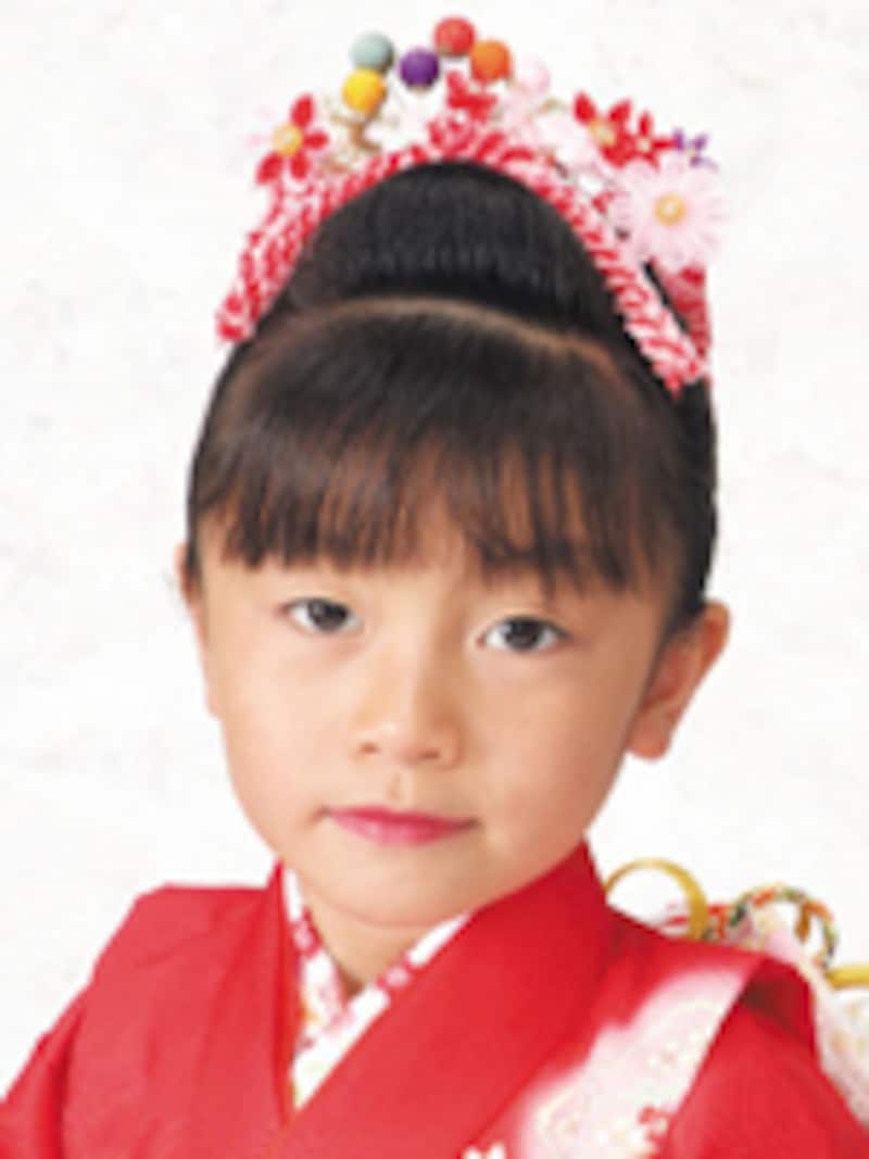 七五三写真で人気のスタジオアリスに、七五三の髪形について取材！今年流行のヘアアレンジをレポートします。