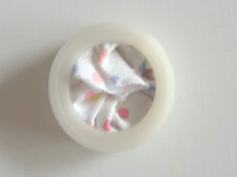 子供の髪をまとめるのに便利な、ハンドメイド出来るキッズアクセ＆髪留めゴムの作り方をご紹介します！