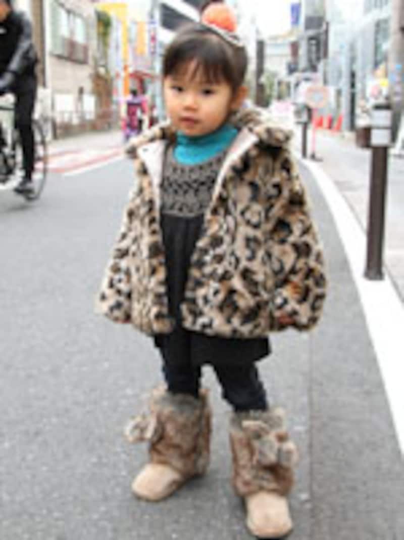 キッズのストリート・ファッションスナップに見る、冬の子供服最新コーディネートをご紹介します。