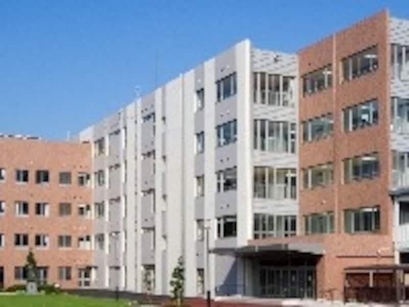 暁高校では、四日市大学・四日市看護医療大学への学内特別推薦を受けられる