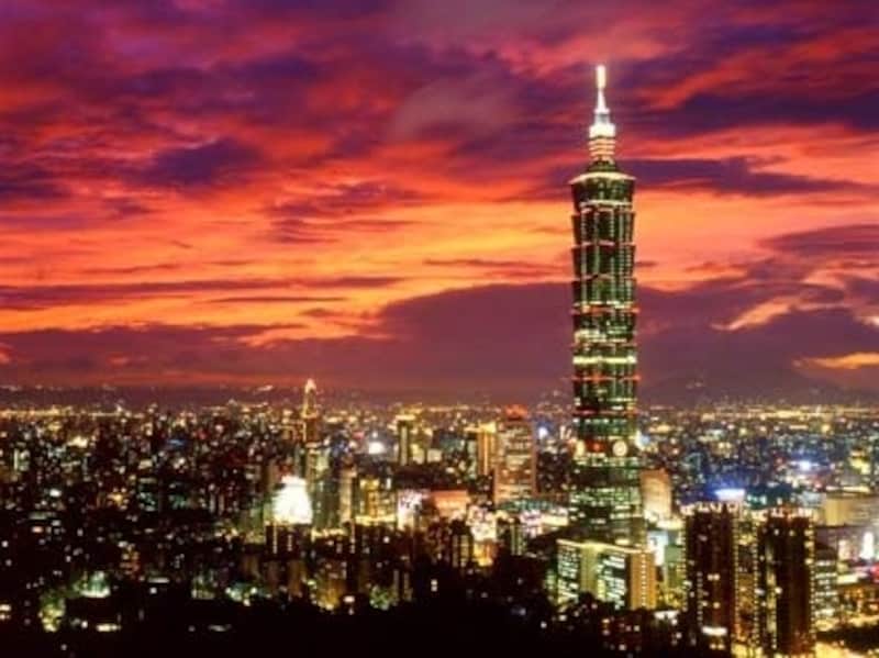 台北市のランドマーク、台北101ビルundefined写真提供:中華民国観光局/陳主建撮影