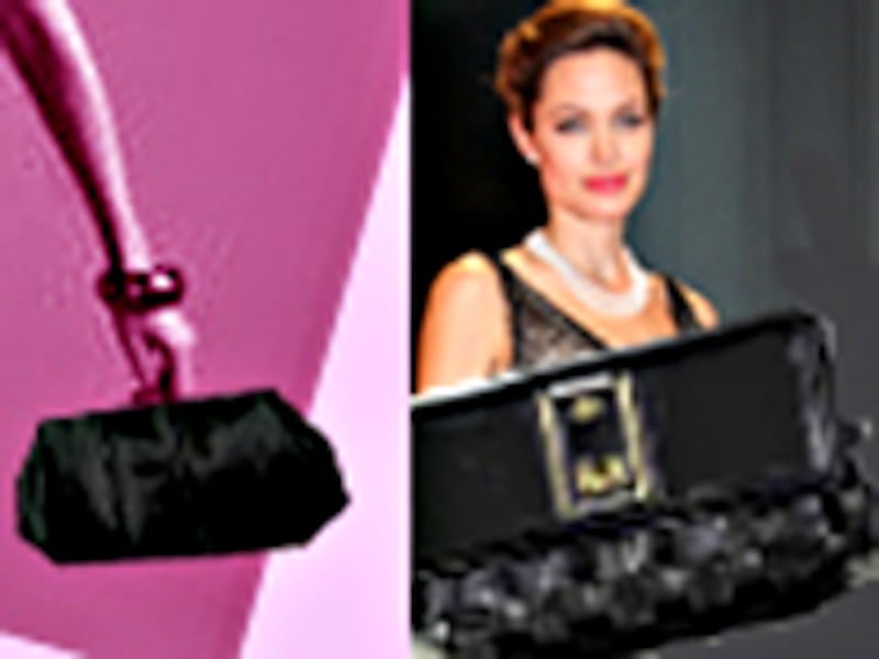 デイリーもクラッチを持つのが、今の旬!