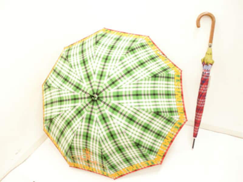 vivienne westwood man 折りたたみ傘　カラーオーブ Vivienne Westwood オーブ刺繍 折り畳み傘 ブラック - メルカリ