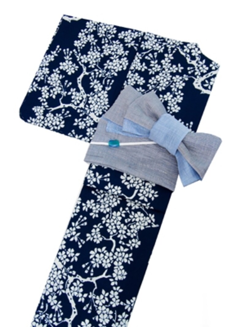 へこ帯とアクセサリーで、ファッションのようなコーディネート