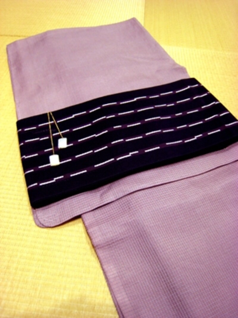 夏着物の光沢感を際立たせるコーディネート