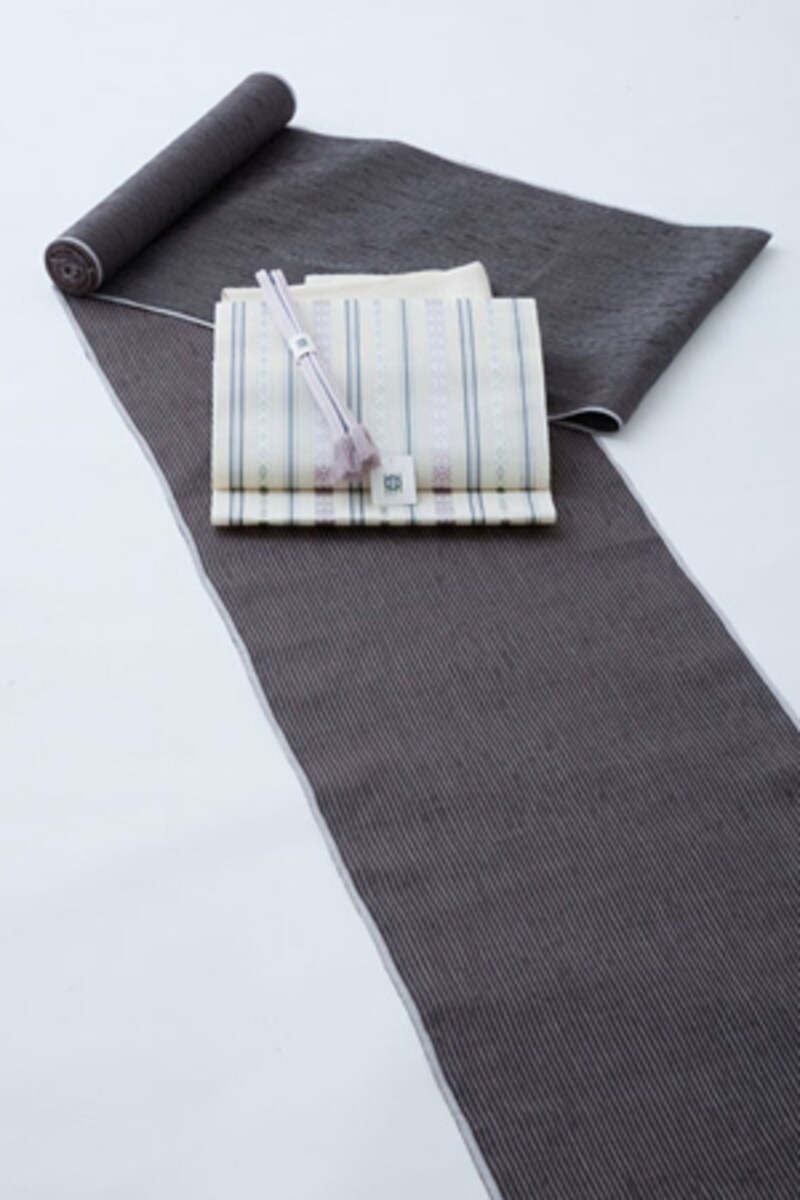 「絹紅梅型染／霰（あられ）柄」夏着物 awai