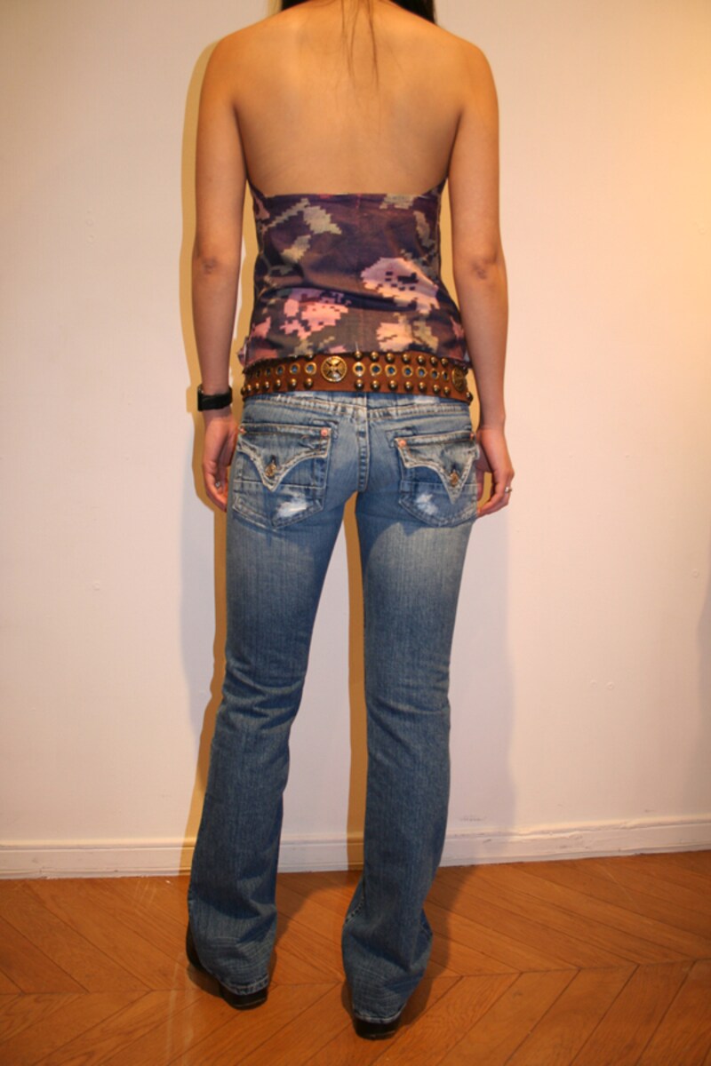 ジーンズに太ベルト