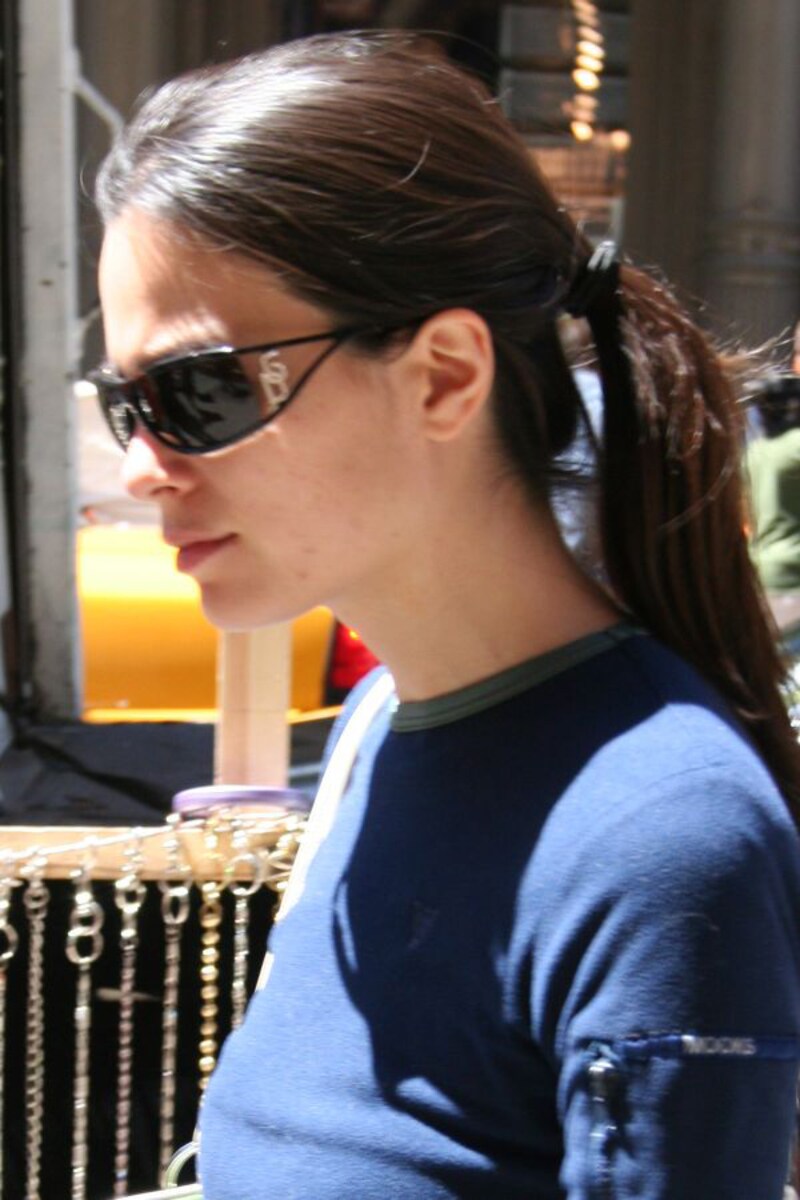 「隙間見せ」サングラス