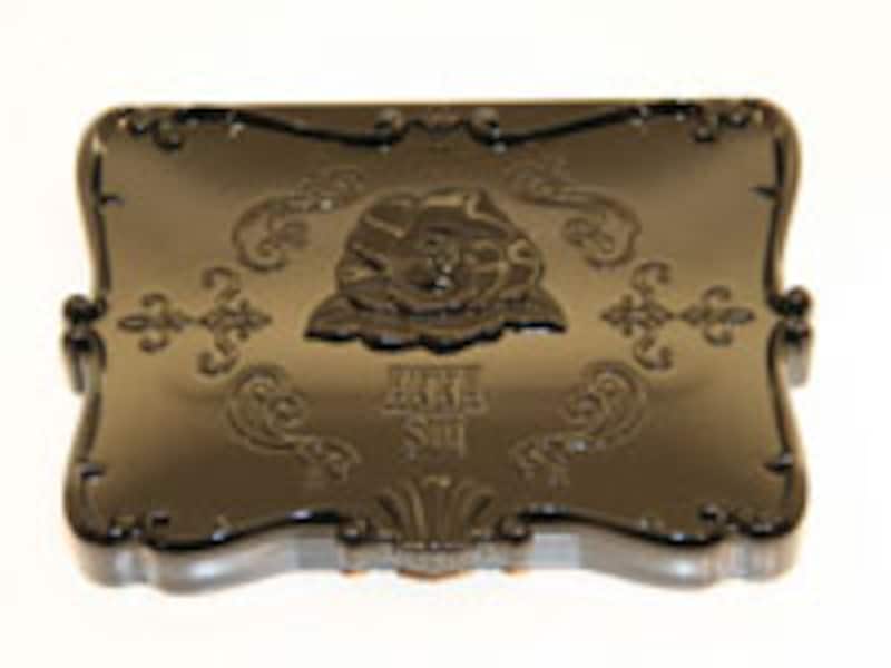 ANNA SUI