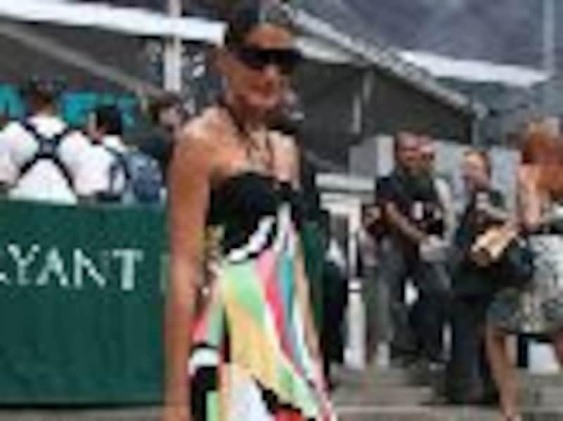 ボリューム満点!マキシ丈ワンピに視線集中