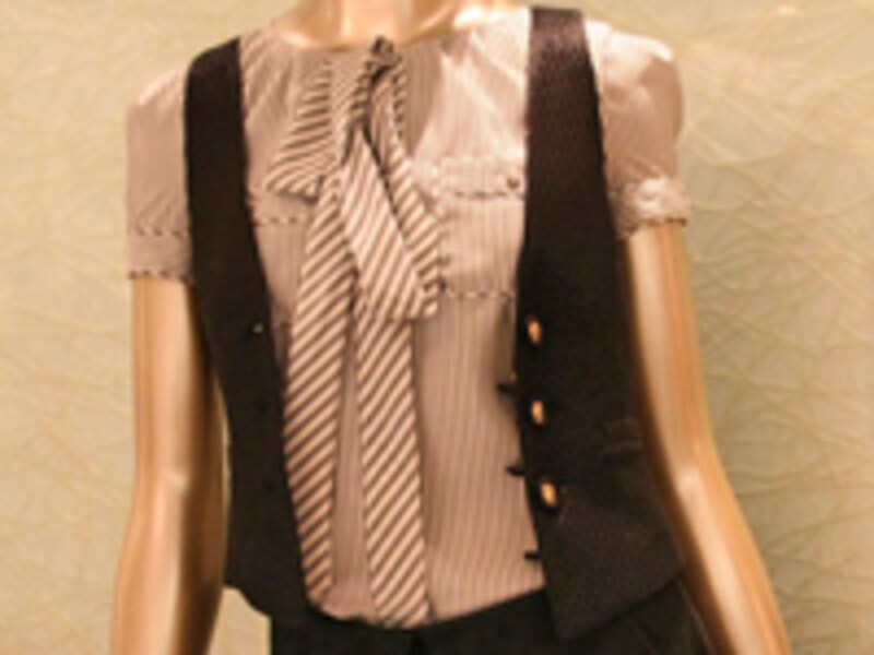 一枚あると便利！ベストで最旬スタイル！