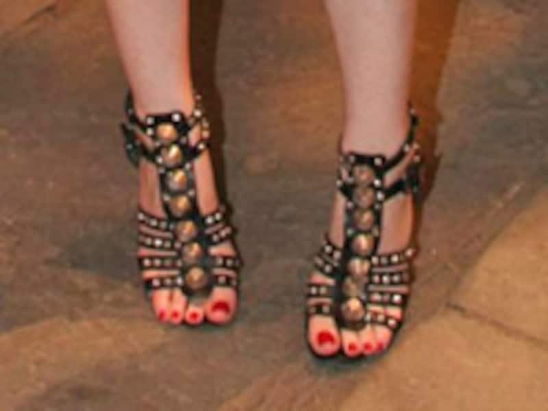 足首セクシー！グラディエーター美人に変身