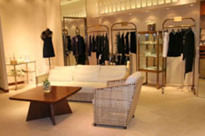 ユナイテッドアローズ 原宿本店 ウィメンズ館