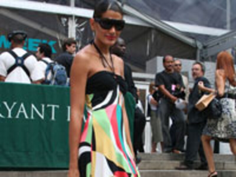 ボリューム満点！マキシ丈ワンピに視線集中