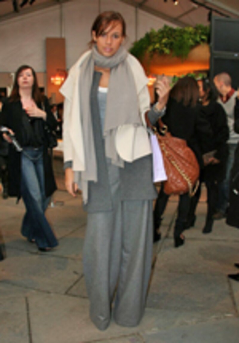 マフラー×服の相性知って、着こなし上達！