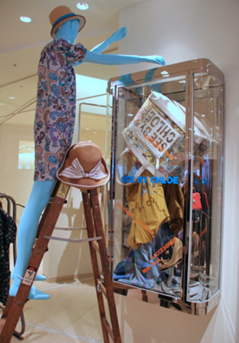 ユニークなディスプレイ