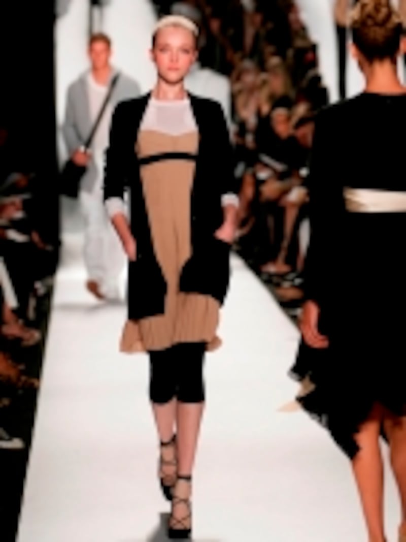 細く見せるスタイリング例