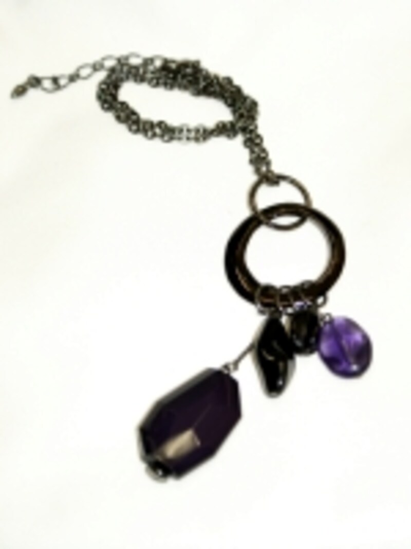 パープル着こなしレッスン／ANAYI（アナイ）パープルネックレス