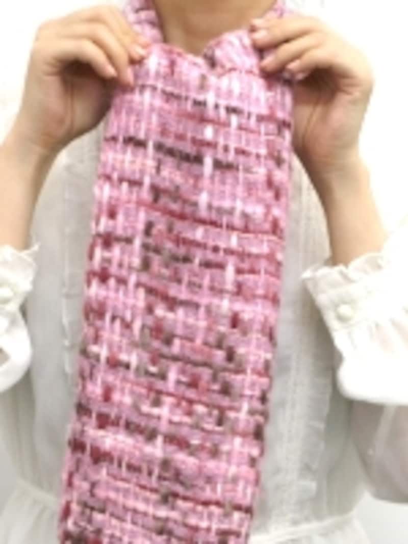 ツイード風ストール・マフラーのアスコットタイ風巻き方手順6