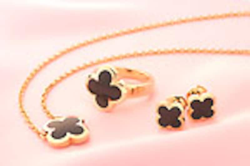 ヴァン クリーフ&アーペル_アルハンブラ画像