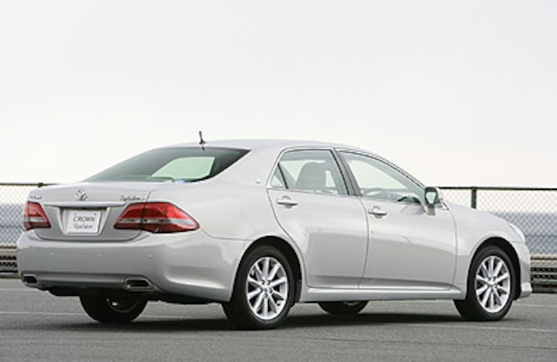 ロイヤルサルーン・リア