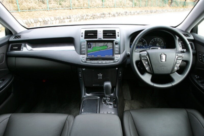 クラウンダッシュ