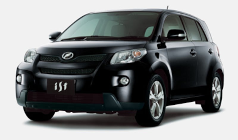 新型イスト外観