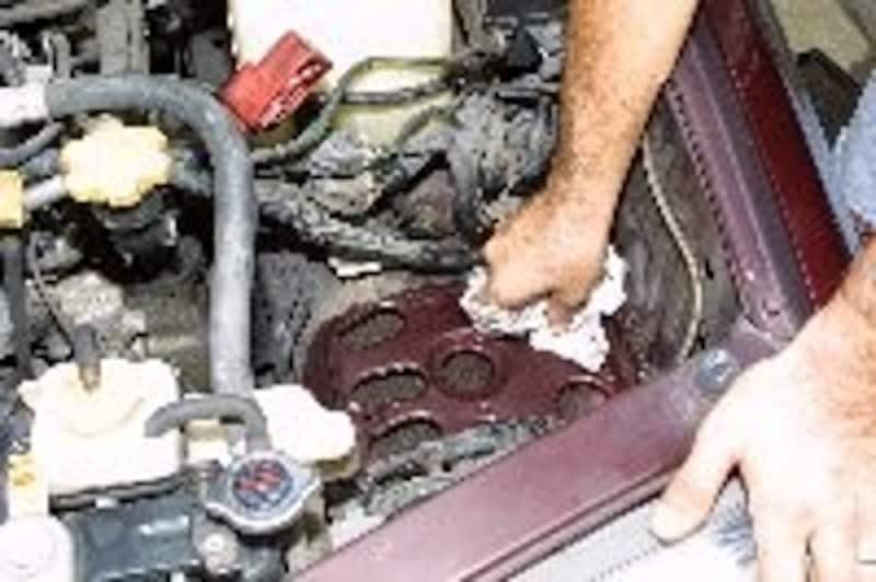 受け皿を外して水洗いする その2