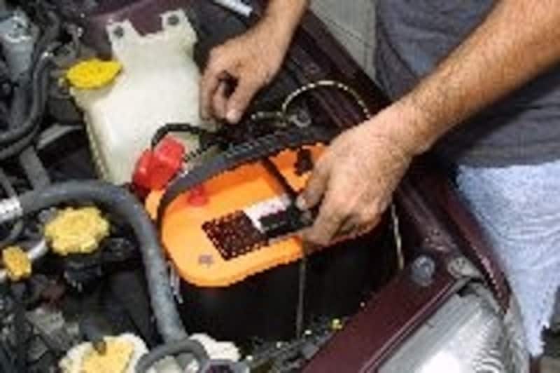 バッテリーブラケットをセットするundefinedその1