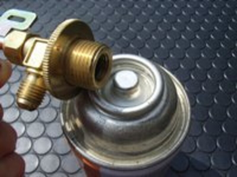 サービス缶バルブ