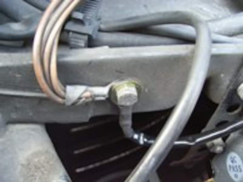 マイナスアース 