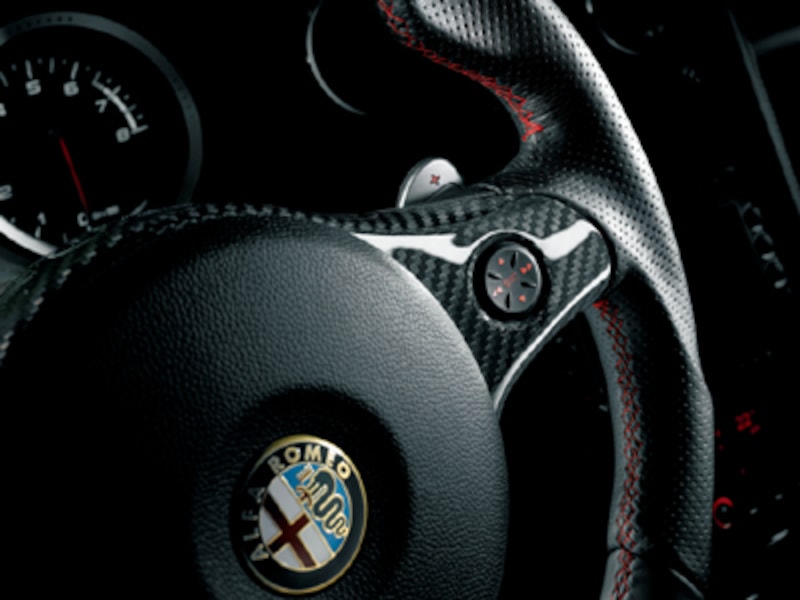 保障できる Alfa Romeo GIULIA カーボンステアリングセンターカバー パーツ