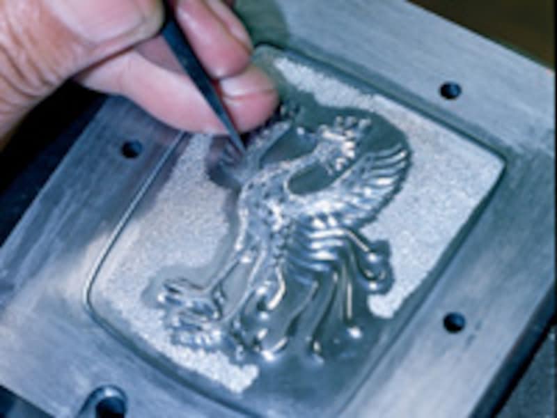 トヨタ センチュリー 鳳凰エンブレム