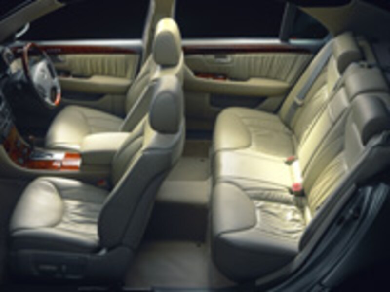 トヨタセルシオ シート