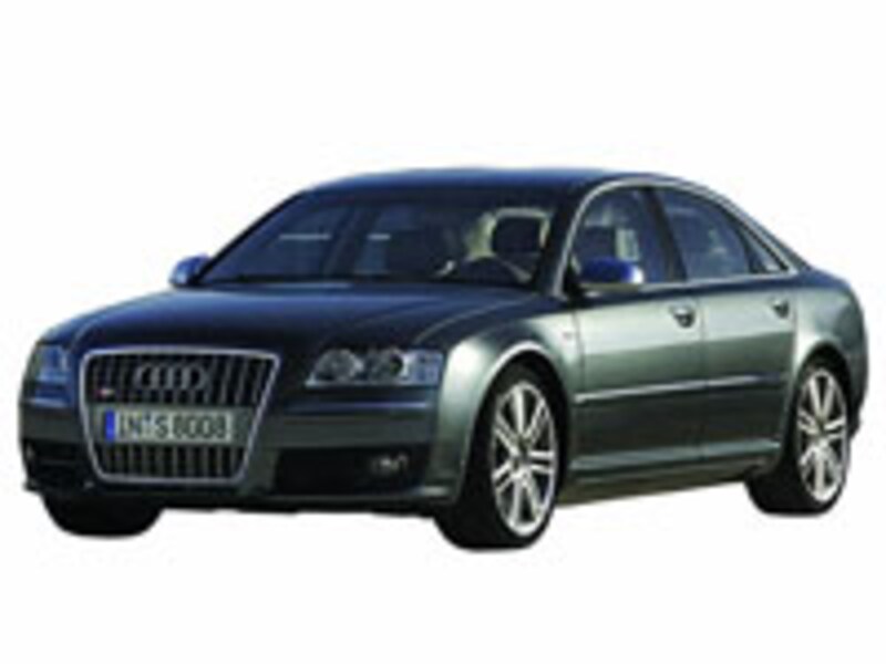 アウディS8 フロント