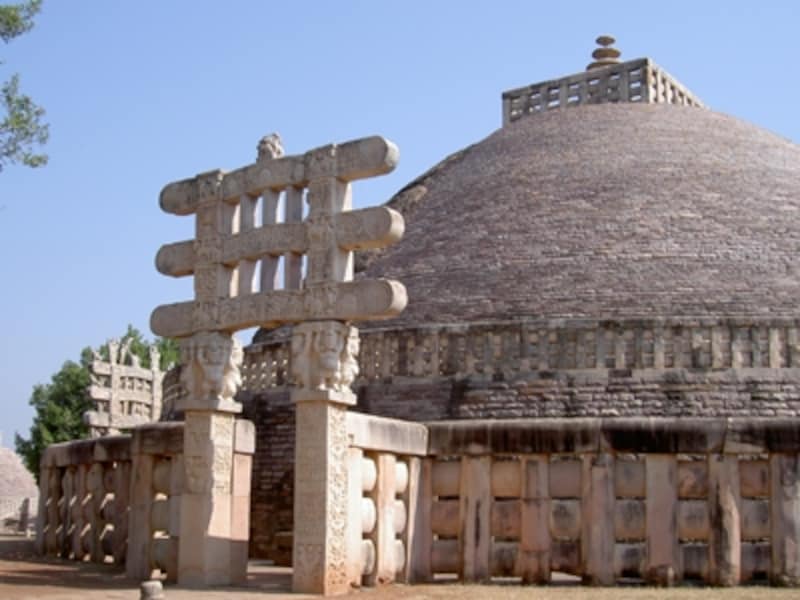 サーンチーの巨大なストゥーパ