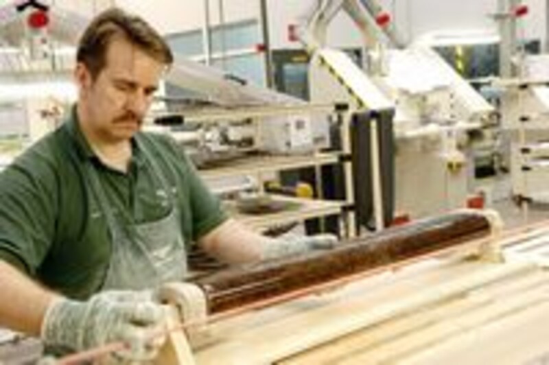 ベントレー本社工場