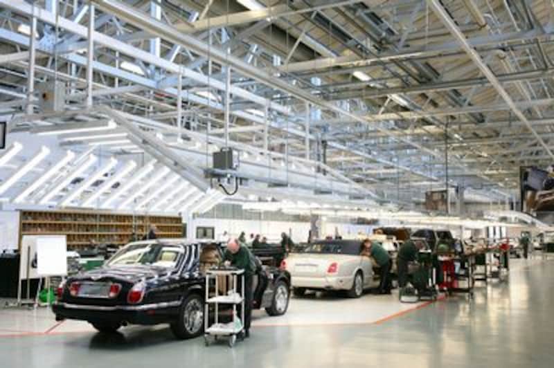 ベントレー本社工場