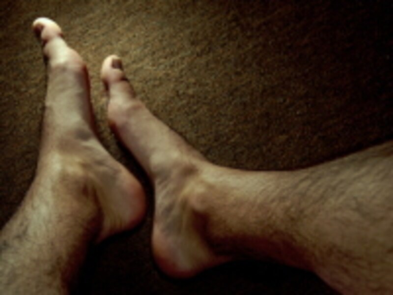 すね毛も見逃さず