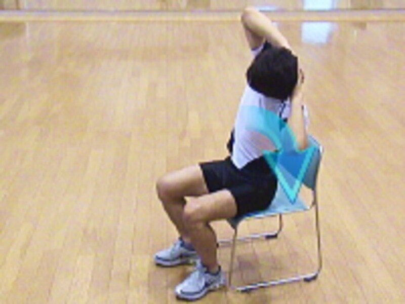 腰ストレッチ手順3