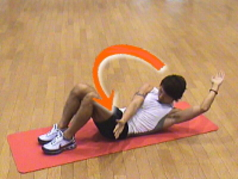 クロスチョップクランチ手順4