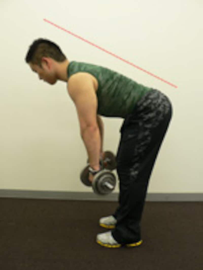 背中は一直線に