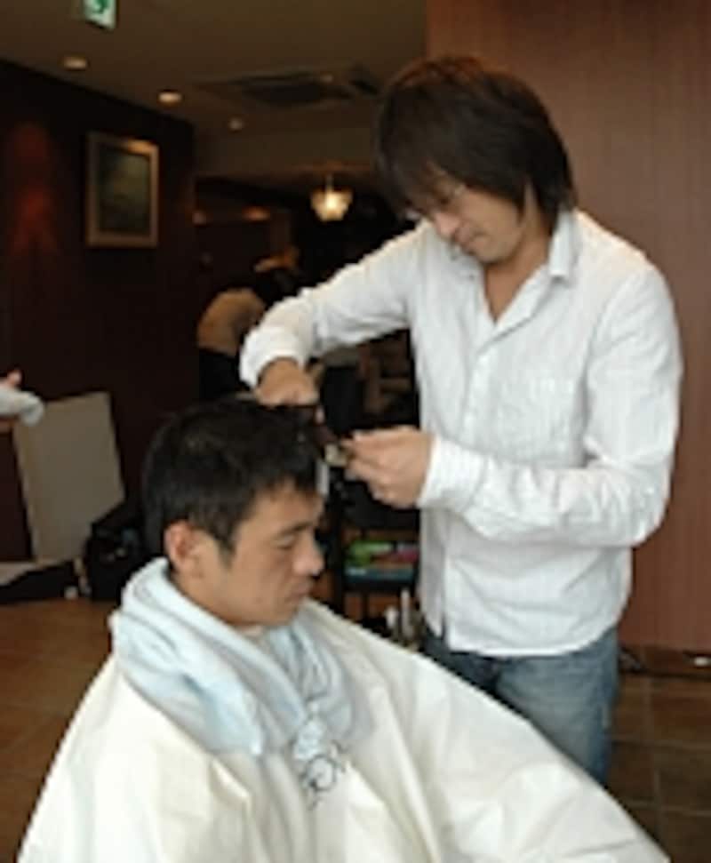 美容師に聞く 薄毛に似合う髪形 後編 男のヘアケア All About 美容師に聞く 薄毛に似合う髪形 後編 男のヘアケア All About