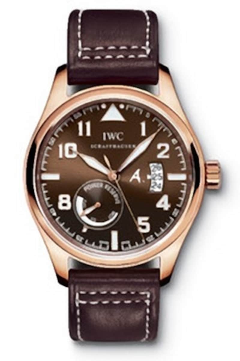IWC「パイロットウォッチ・オートマティック“アントワーヌ・ド・サンテグジュペリ”」。7時位置の円形サブダイヤルがインジケーター。ピンクゴールド・ケース。自動巻き。