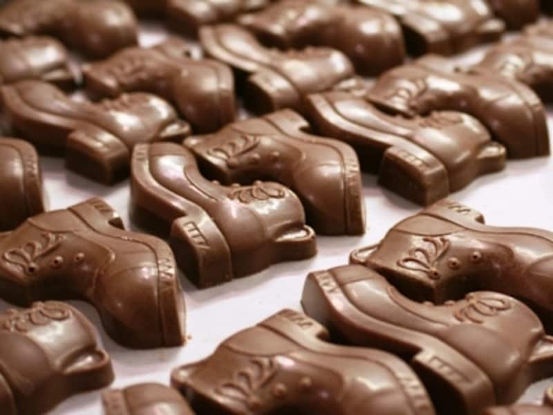 シュー特製人気のブーツ型チョコレート