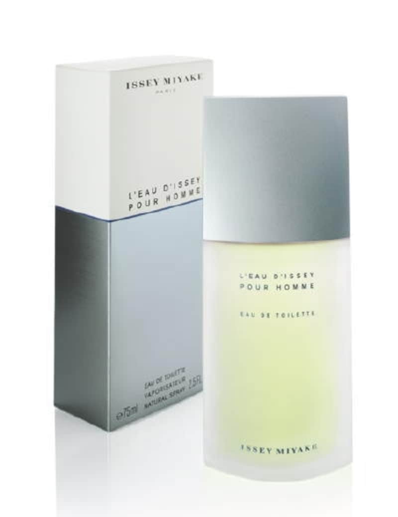 男性のみならず女性のファンも多いフレグランス。マイルドな甘さで爽やかな印象を与える。