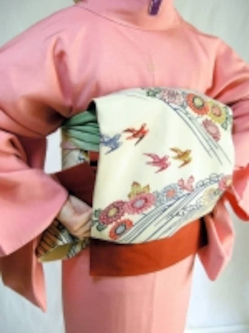 せっかく作ったお太鼓を崩さないように注意